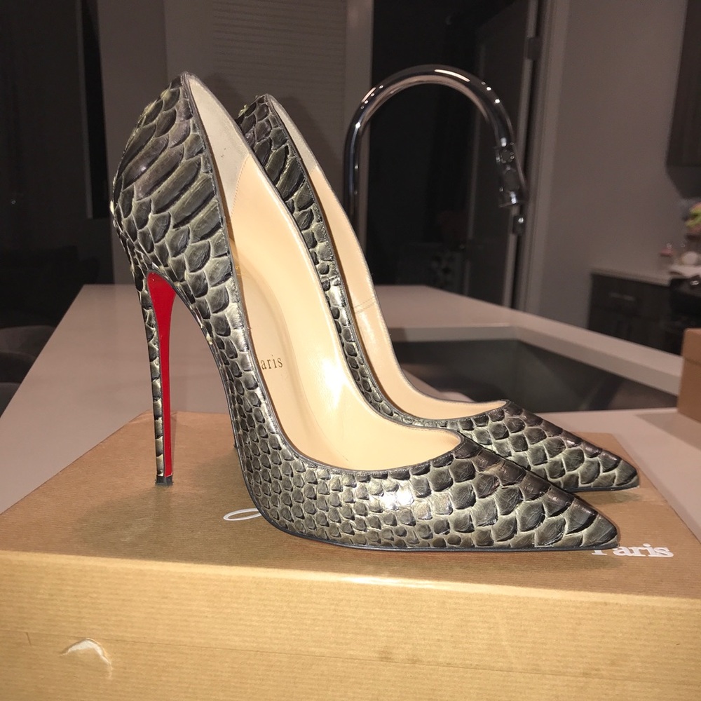 Christian Louboutin Python So Kate 120 size 39
